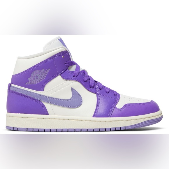 Jordan Shoes - Air Jordan 1 Mid Purple Venom Women size 7.5